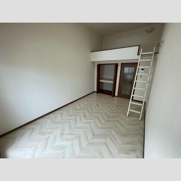 ウエストキャッスル河原町の物件内観写真