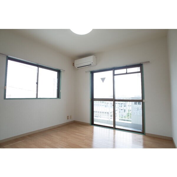 ワンカントリーマンションの物件内観写真