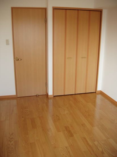 ベルメゾン新田東の物件内観写真