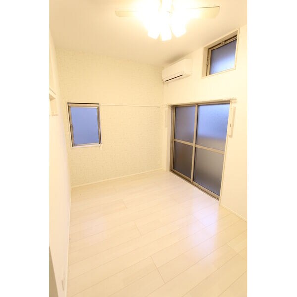 プランドール旭ヶ丘の物件内観写真