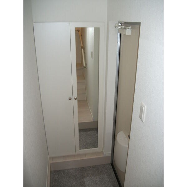 ラ・カーサ　イズミの物件内観写真