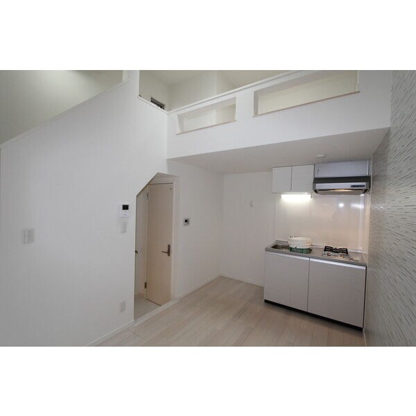 ラ・カーサ　イズミの物件内観写真