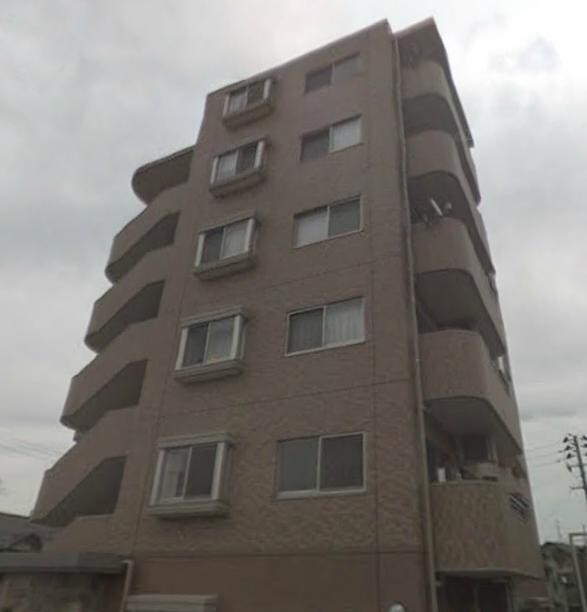 フォレスト愛子の物件外観写真