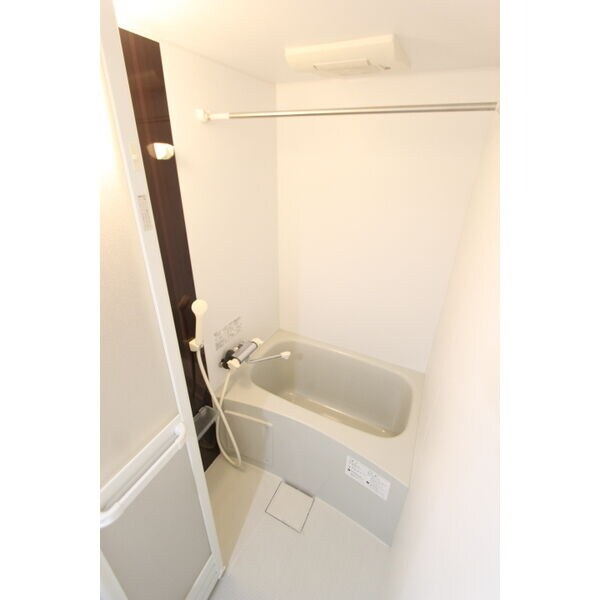 シャーロットの物件内観写真