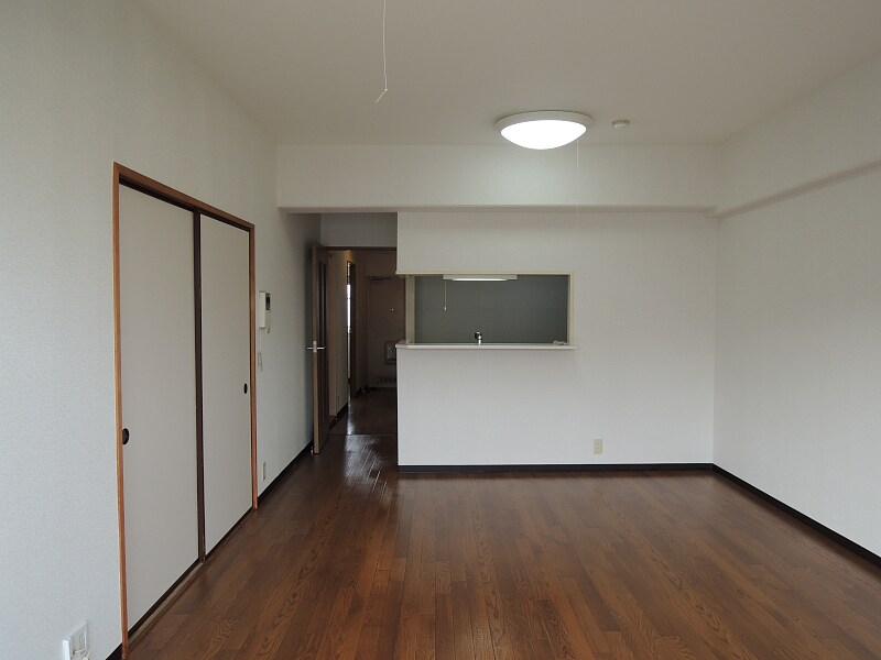 スカイコート上杉の物件内観写真