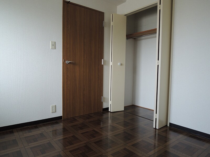 スカイコート上杉の物件内観写真