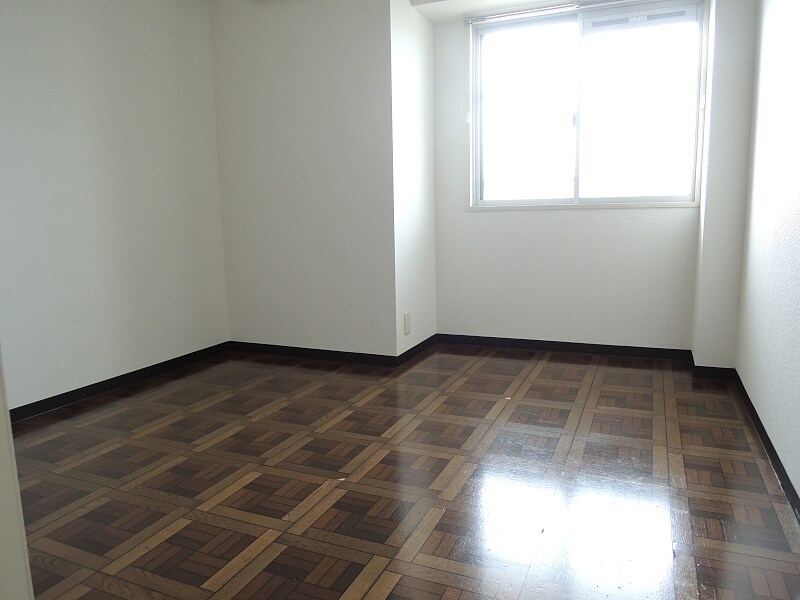 スカイコート上杉の物件内観写真