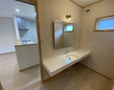 明泉　水の森　の物件内観写真