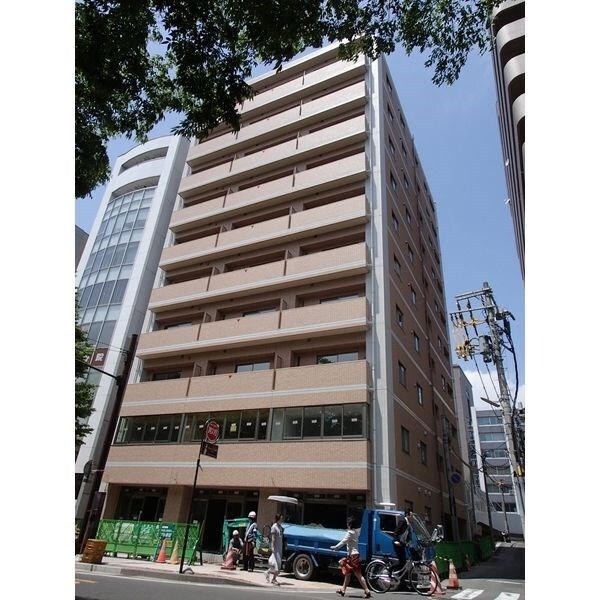 県庁前レジデンスの物件外観写真