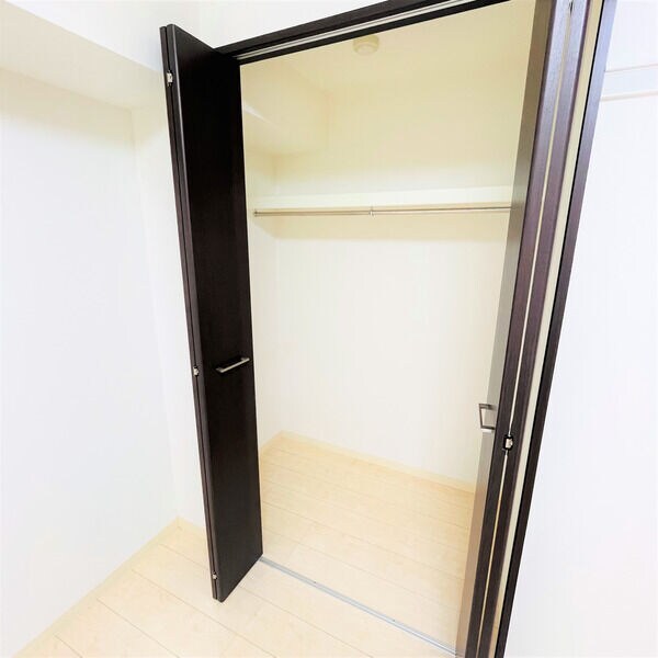 県庁前レジデンスの物件内観写真