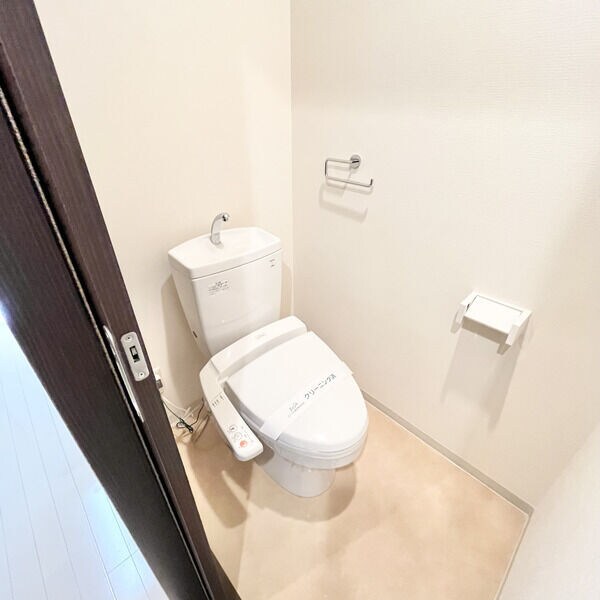 ヴィアーレ勾当台Ⅱの物件内観写真