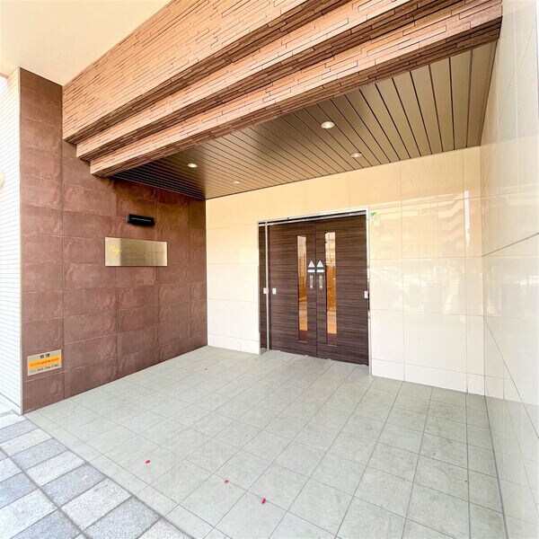 シティタワー二十人町の物件外観写真