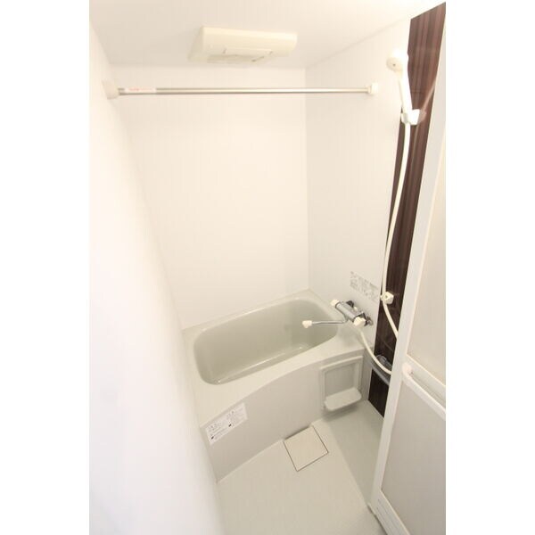 ポルコ　ロッソの物件内観写真