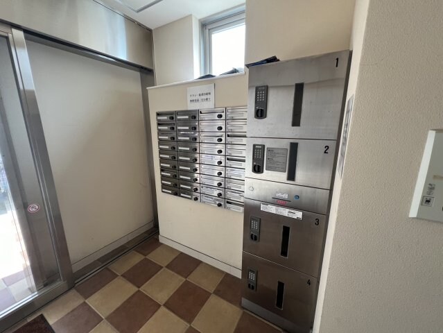 リラ二十人町の物件内観写真