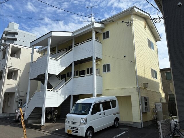 ペレオ大和町の物件外観写真