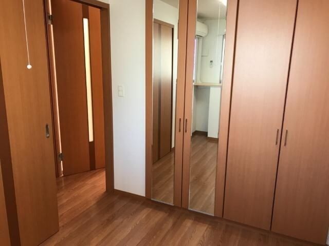 グランディール泰英１号館の物件内観写真