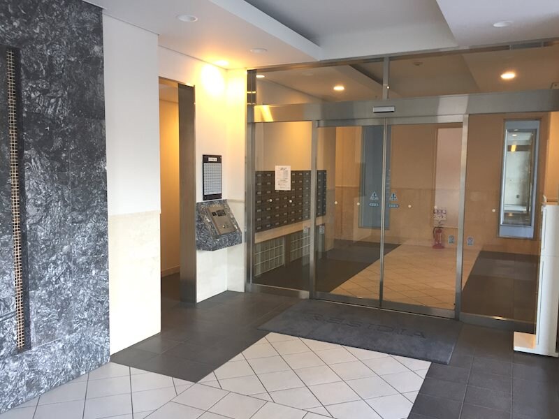 レジディア榴岡ウエスト棟の物件外観写真