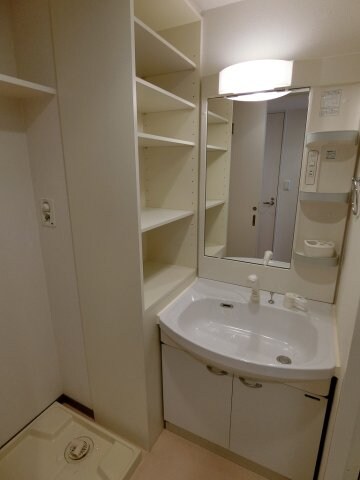 レジディア榴岡ウエスト棟の物件内観写真