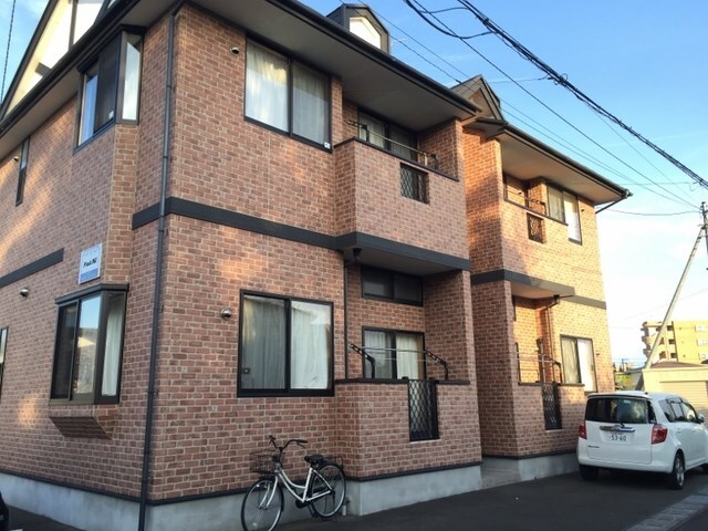 Frais961の物件外観写真