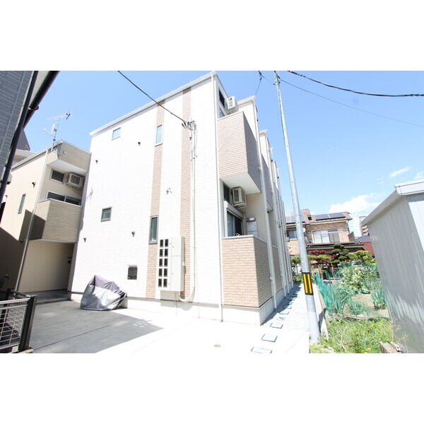 コンフォール仙台若林の物件外観写真