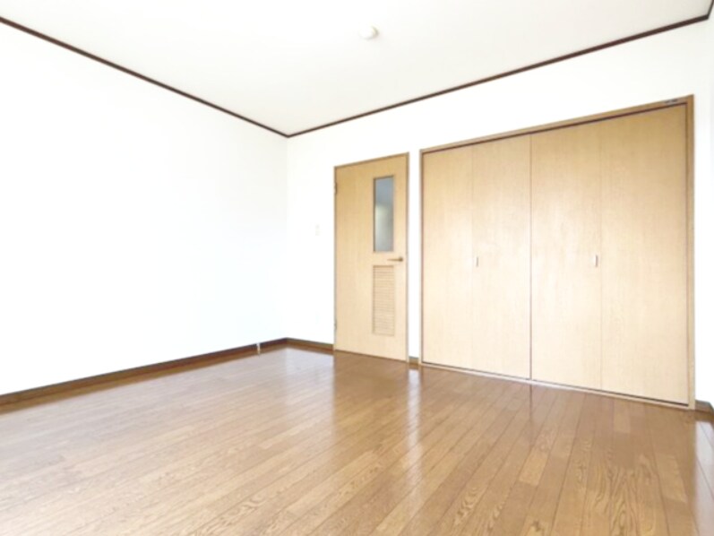 バーシティハウス泉Ａの物件内観写真