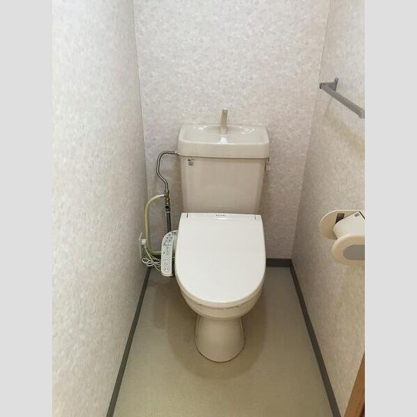 アバンサール泉中央の物件内観写真