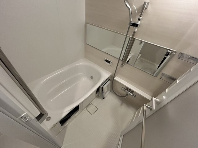 シーズンフラッツ青葉通一番町の物件内観写真