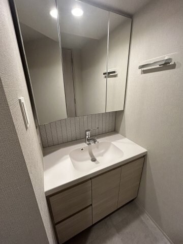 シーズンフラッツ青葉通一番町の物件内観写真