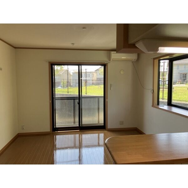 サン・ヴィレッジの物件内観写真