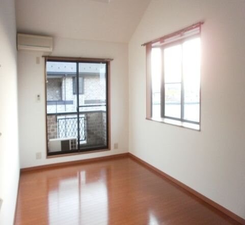 アスティオン荒井Ⅲの物件内観写真