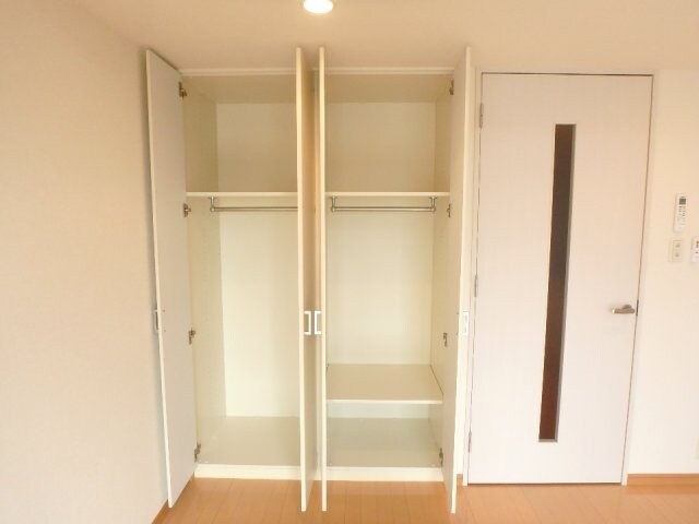 レジディア榴岡ウエスト棟の物件内観写真