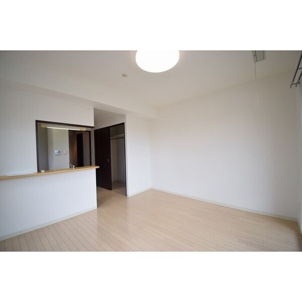 ヴィアーレ広瀬の物件内観写真