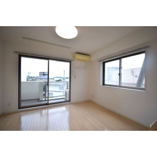 ヴィアーレ広瀬の物件内観写真