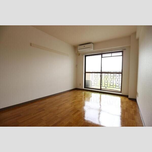 パレスKMの物件内観写真