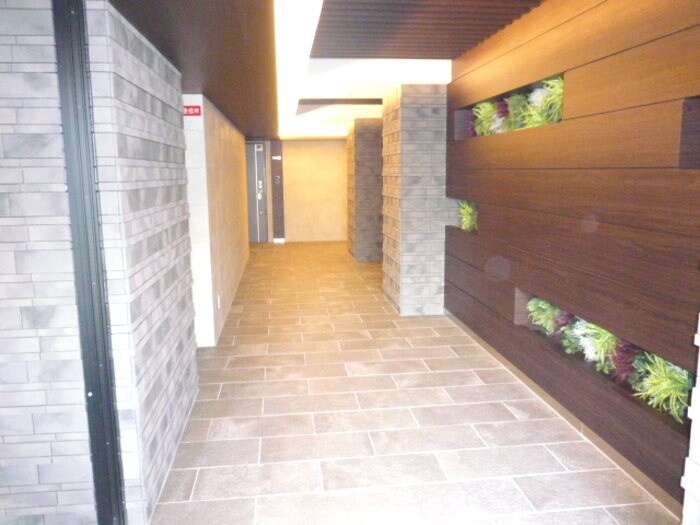 アロッジオ金剛の物件外観写真