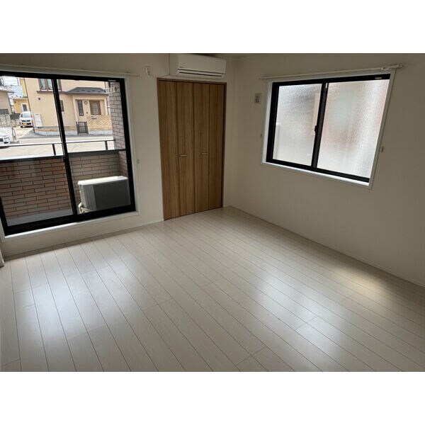 ザ・リバティⅦの物件内観写真