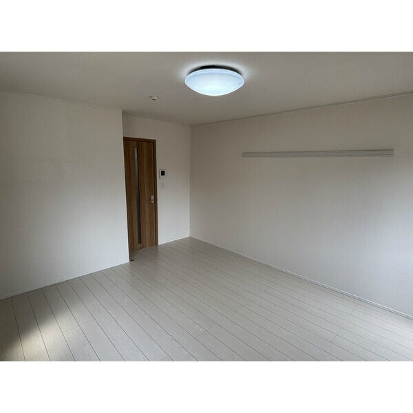 ザ・リバティⅦの物件内観写真