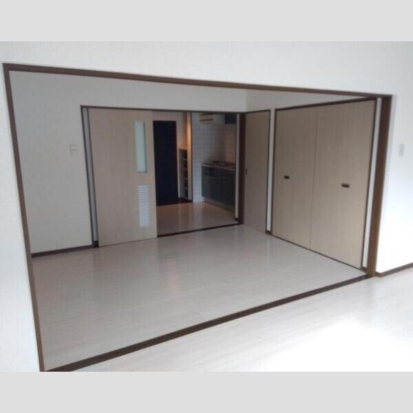 シェモア泉中央の物件内観写真