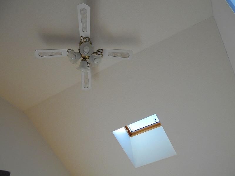 ホワイトキャッスル遠見塚14番館の物件内観写真