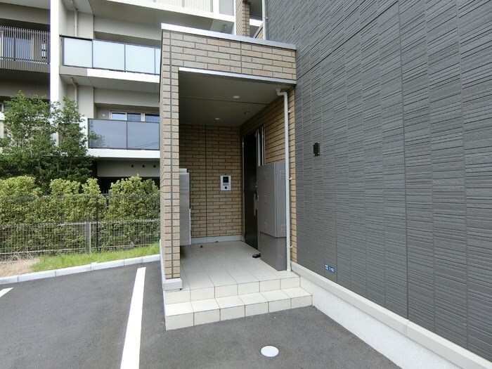 Ｄ－ｒｏｏｍハピネスの物件外観写真