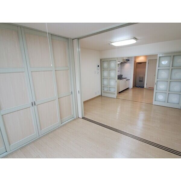 シャングリラ高松の物件内観写真