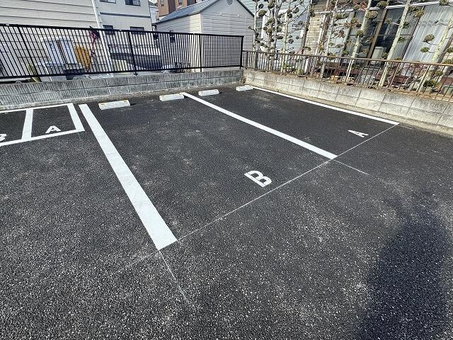 ジャスティスの物件外観写真