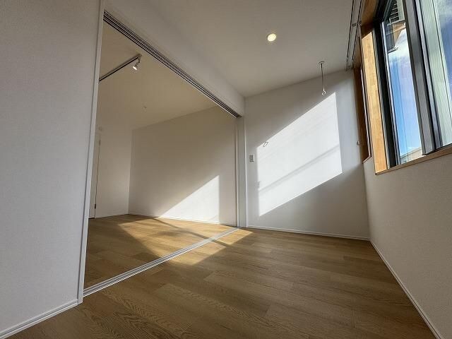 ジャスティスの物件内観写真