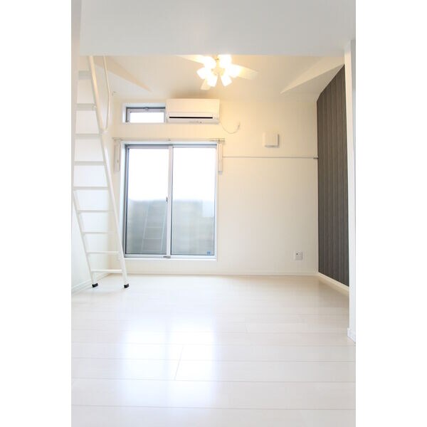 ラ・ネージュ河原町の物件内観写真