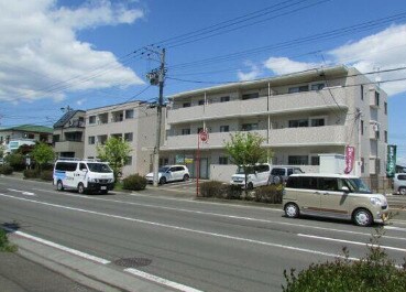 ヴェルビュー川平の物件外観写真