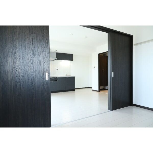 カーサ・スタジオーネ原町の物件内観写真