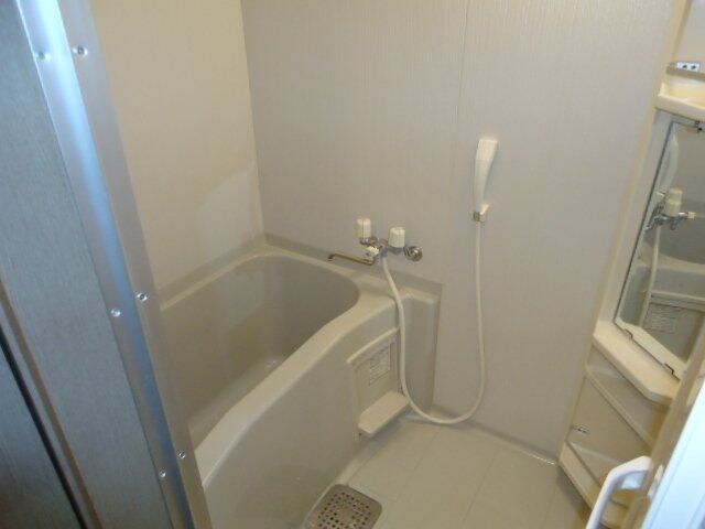 コンフォールの物件内観写真