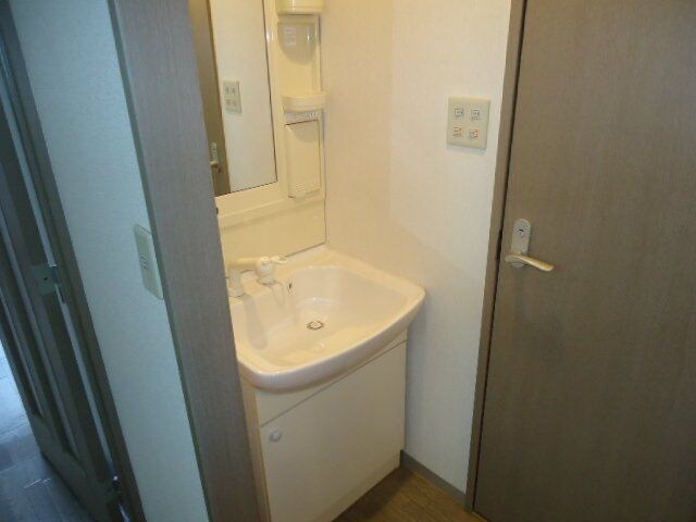 コンフォールの物件内観写真