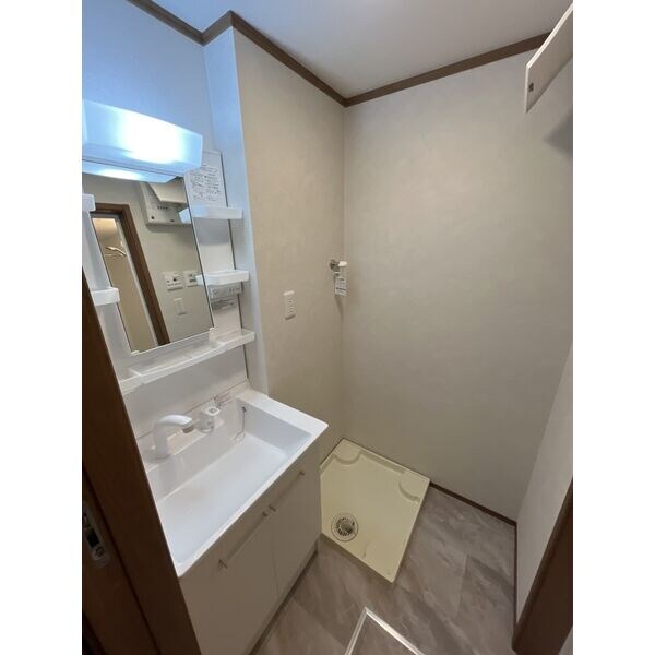 エルタスコート中江の物件内観写真