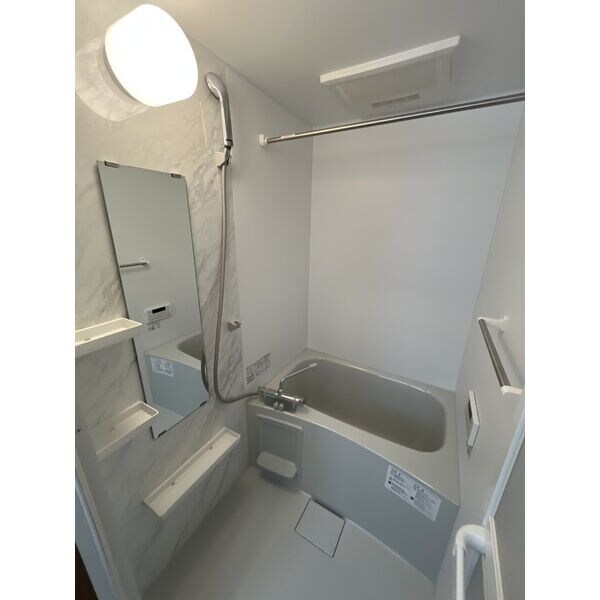 エルタスコート中江の物件内観写真